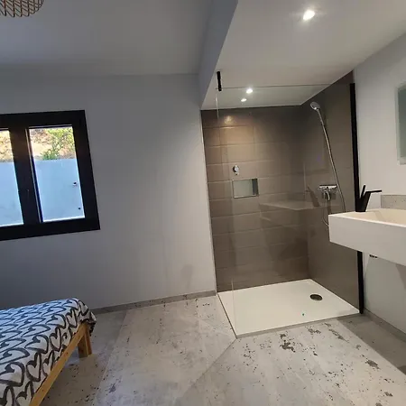 Grande Familliale Avec Piscine וילה *