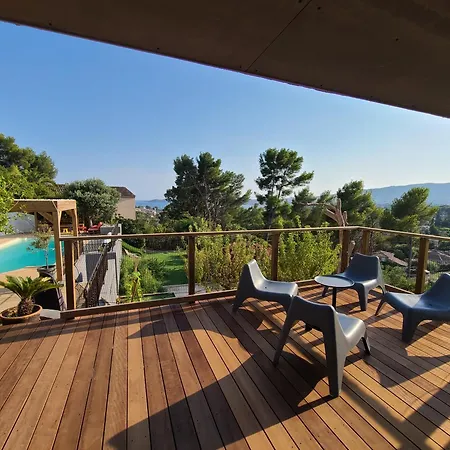 Villa Belle Au Calme Avec Piscine Grands Volumes A Deux Pas Des Plages De La Ciotat