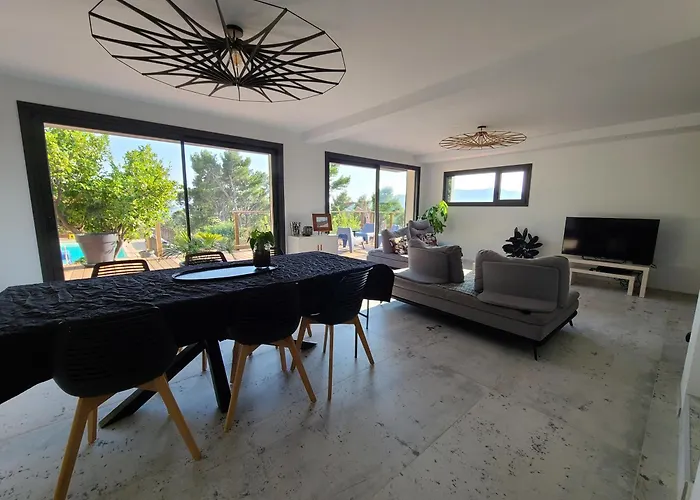 Vila Grande Villa Familliale Avec Piscine La Ciotat